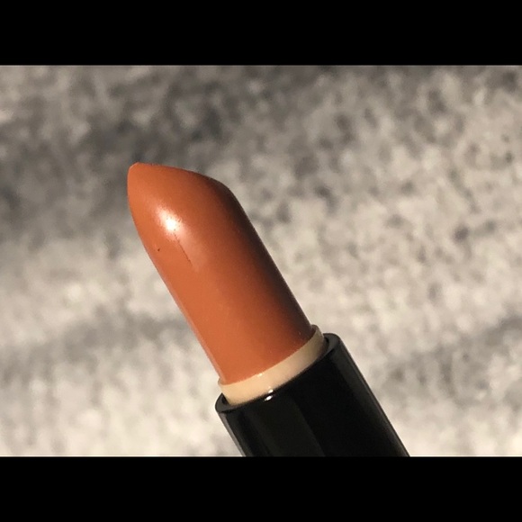MAC Cosmetics Mocha Lipstick - Picture 4 of 6